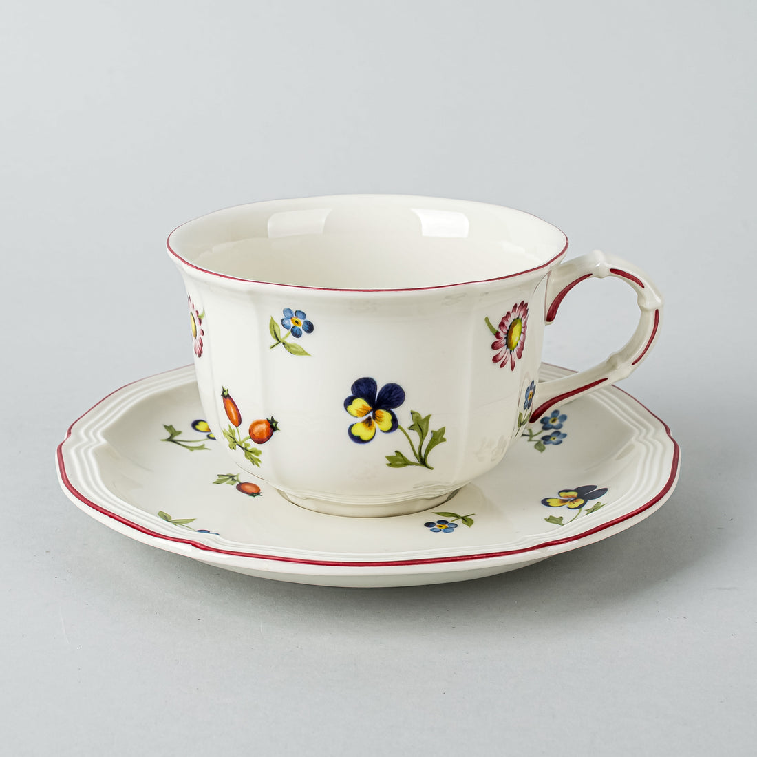VILLEROY & BOCH Petite Fleur 7 Place Settings Plus Extras