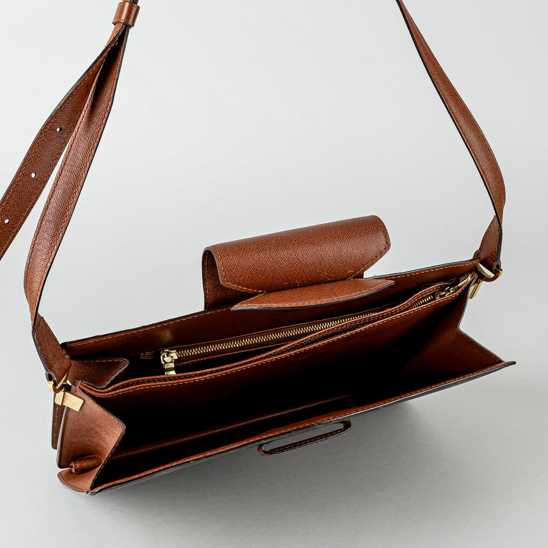 LOUIS VUITTON Vintage Courcelles Handbag