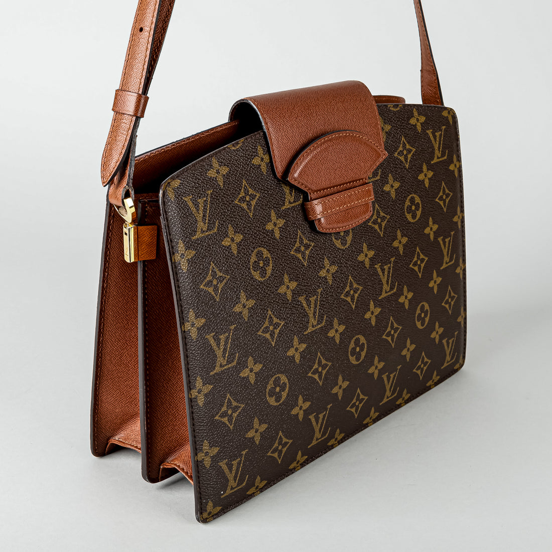 LOUIS VUITTON Vintage Courcelles Handbag