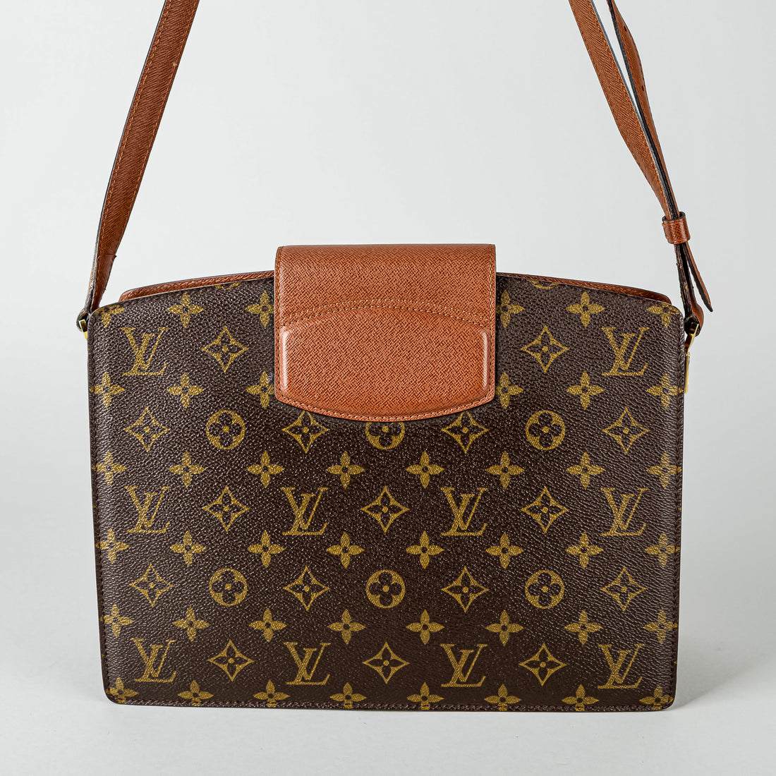 LOUIS VUITTON Vintage Courcelles Handbag