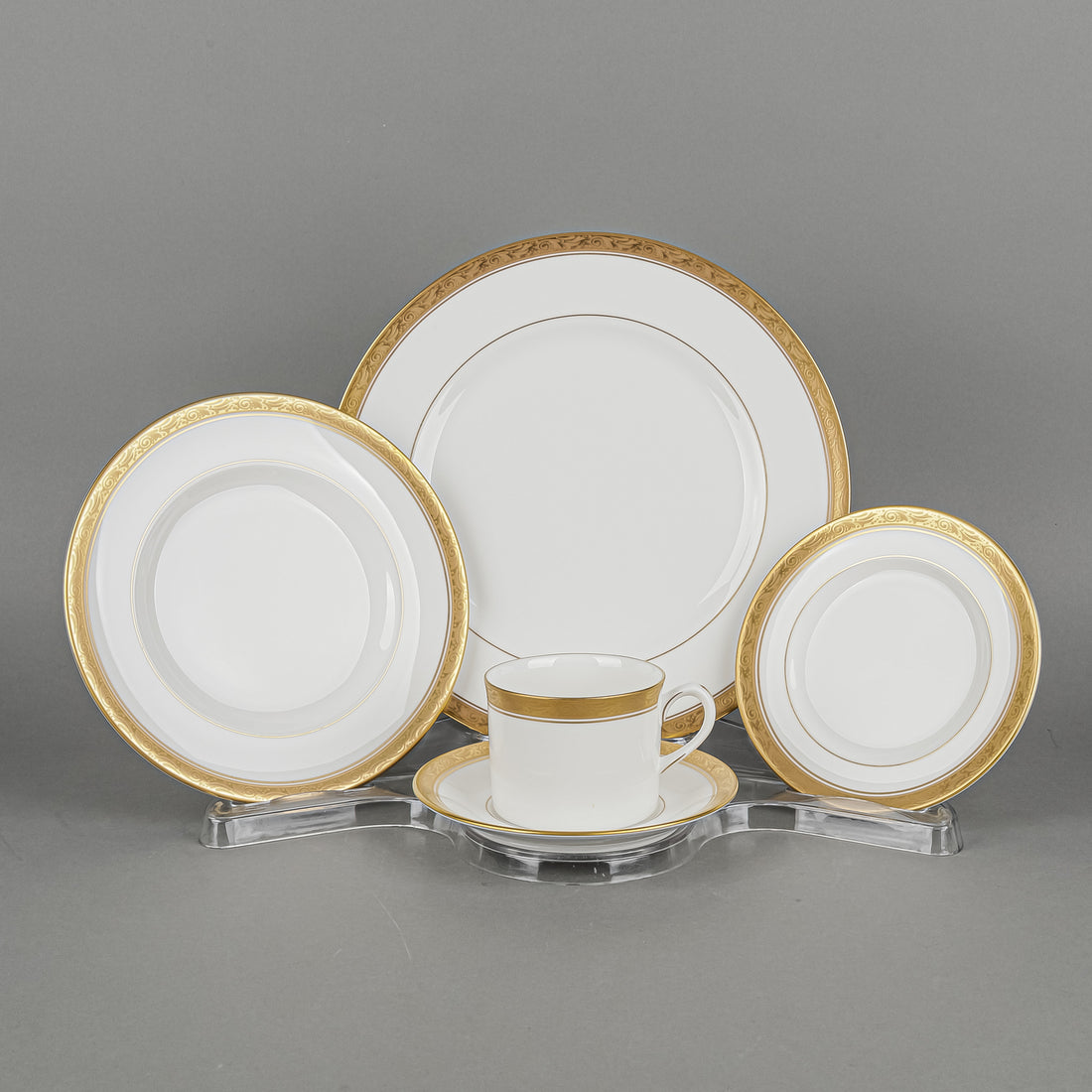 ROYAL WORCESTER Davenham 12 Place Settings