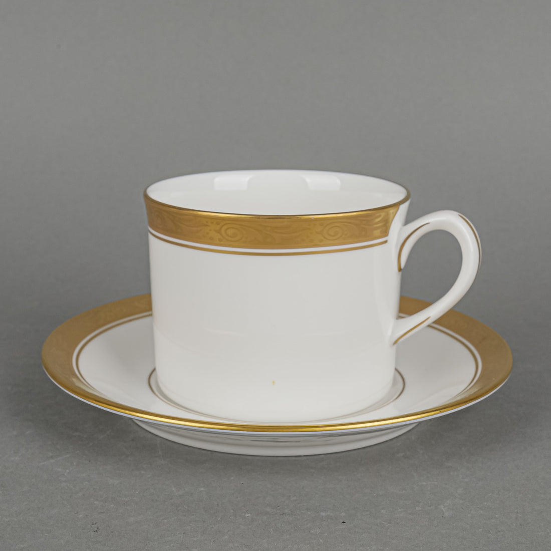 ROYAL WORCESTER Davenham 12 Place Settings