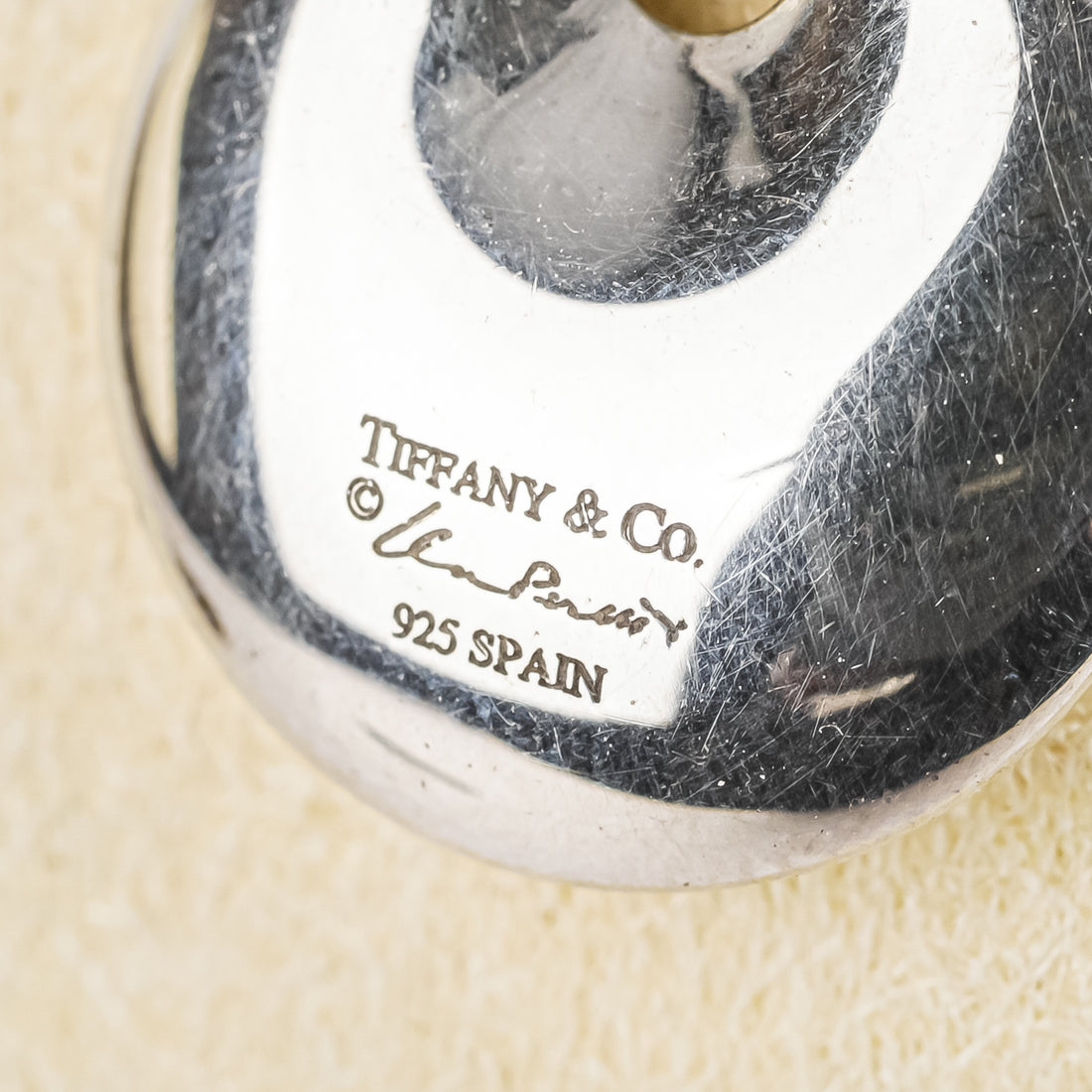 TIFFANY & CO Elsa Peretti Sterling Round Pendant Necklace