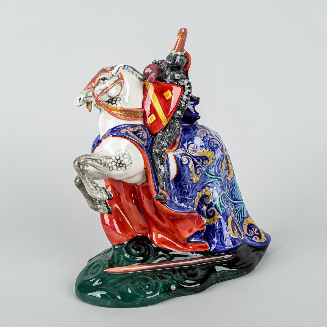 ROYAL DOULTON Figurine The Broken Lance HN 2041