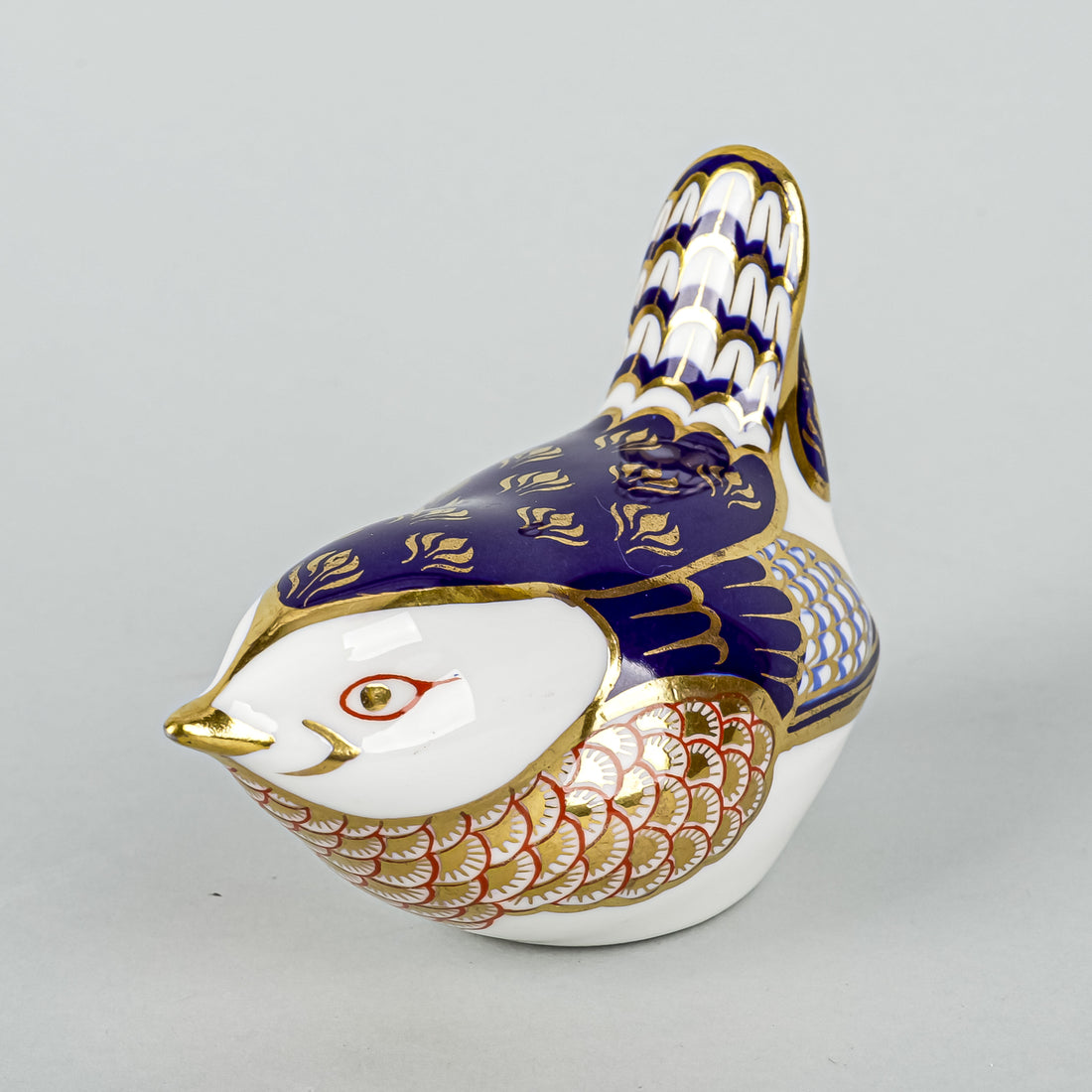 ROYAL CROWN DERBY Paperweight Wren Original Collection