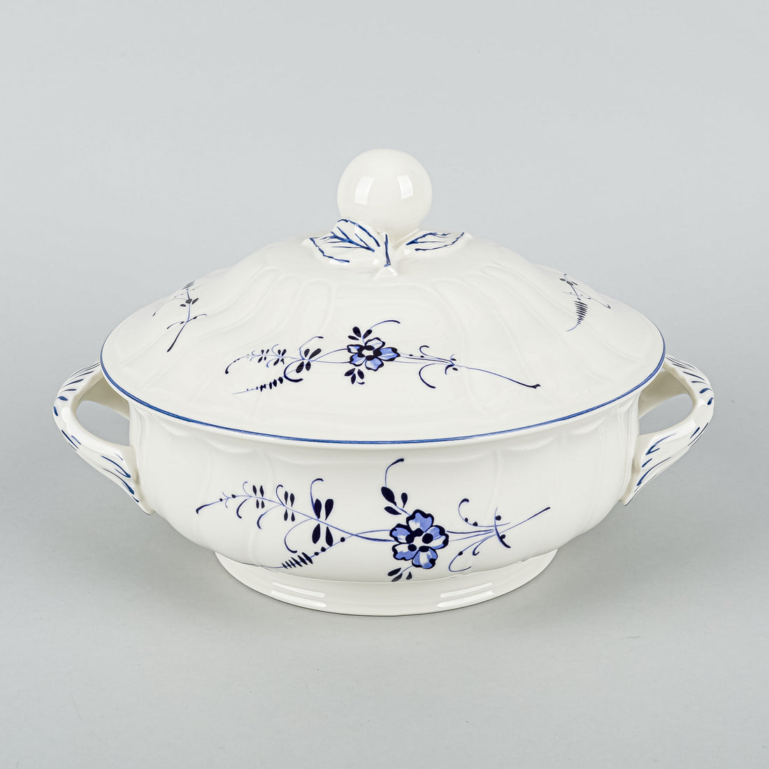 VILLEROY & BOCH Vieux Luxembourg Covered Serving Bowl