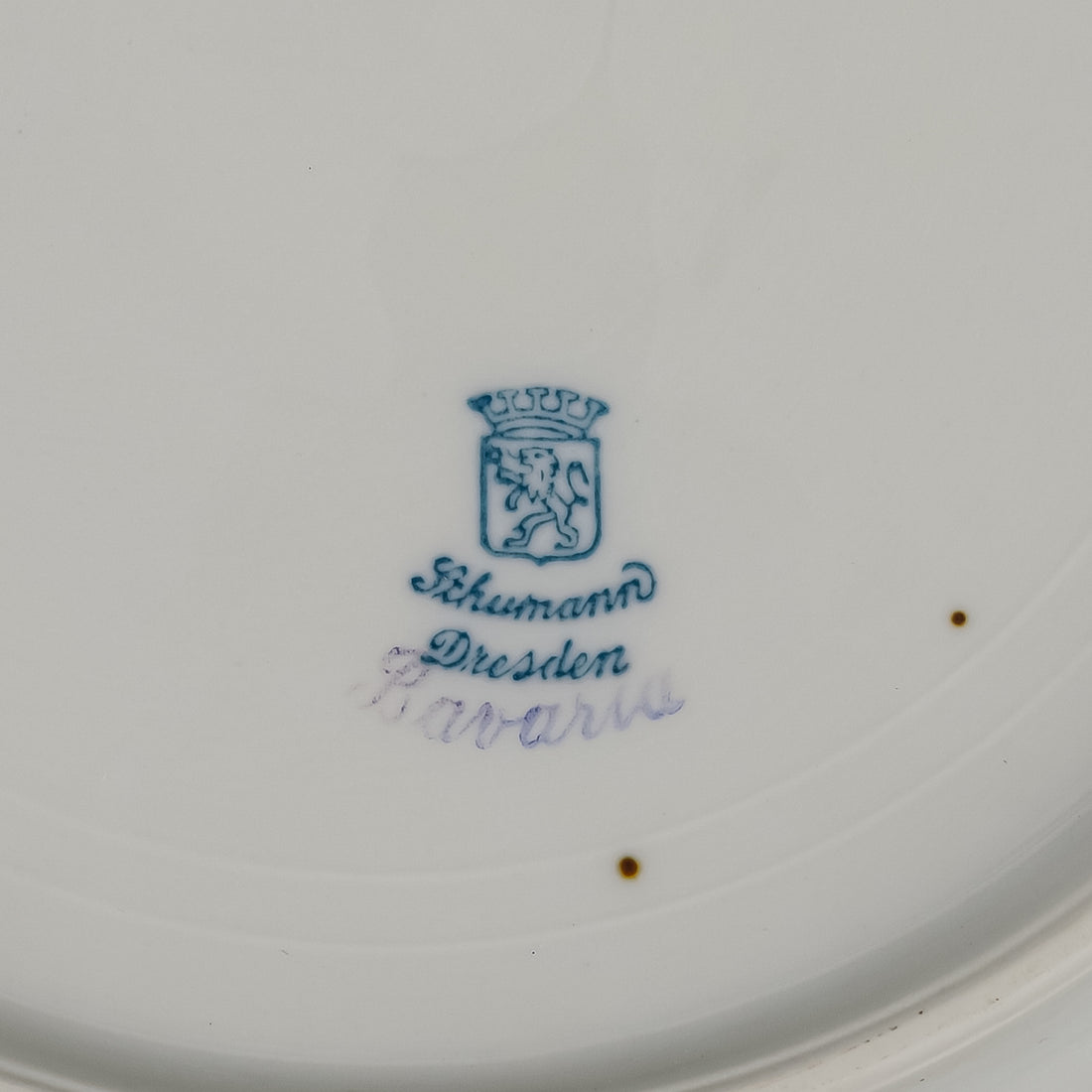 SCHUMANN Chateau Dresden Pierced Dessert Plates Set Of 2