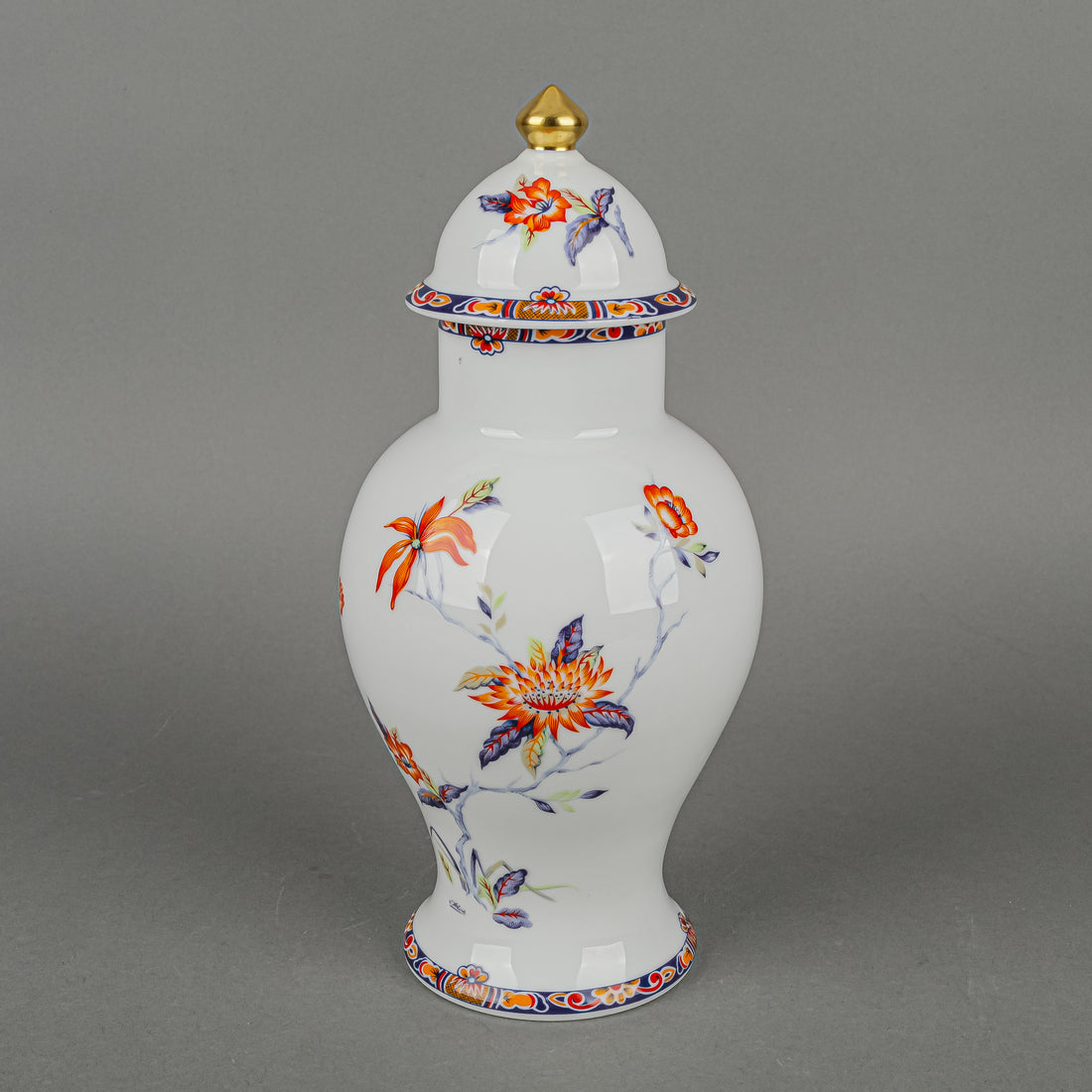 ANCIENNE MANUFACTURE ROYALE Arbre Chantilly Ginger Jar With Lid
