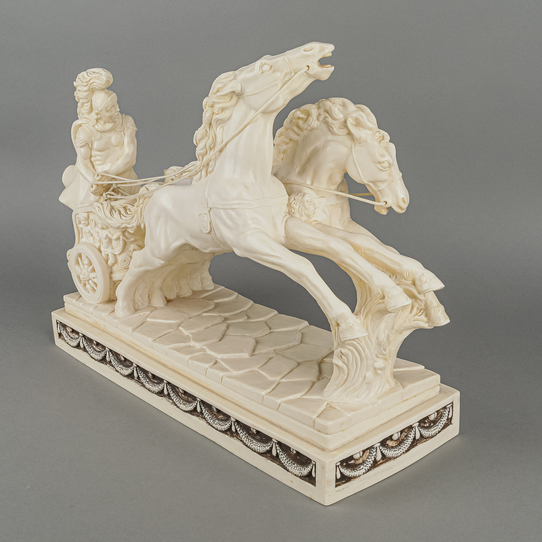 LORENZO TONI Roman Chariot