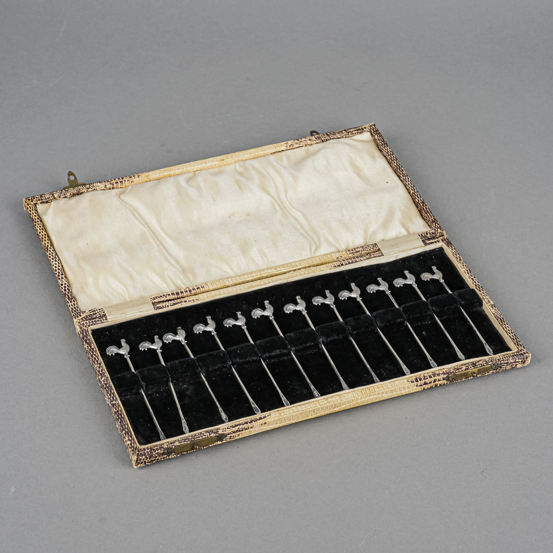 ADOLPH SCOTT Sterling Rooster Cocktail Picks