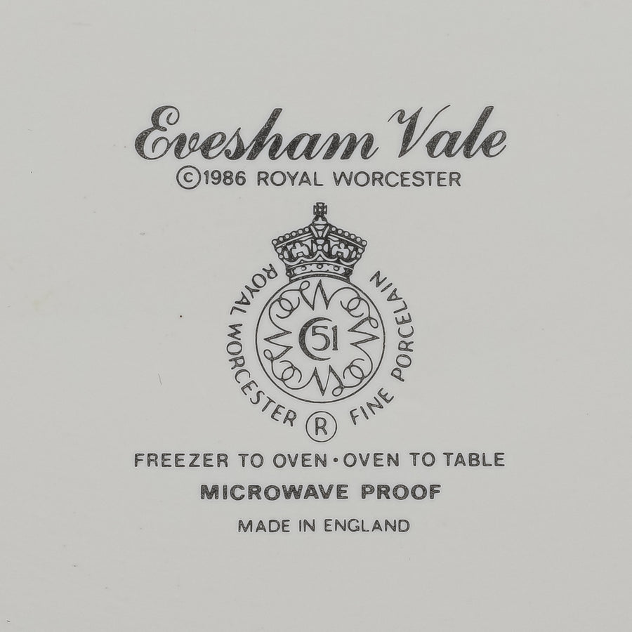 ROYAL WORCESTER Evesham Vale Oval Covered Casserole With Fruit Knob