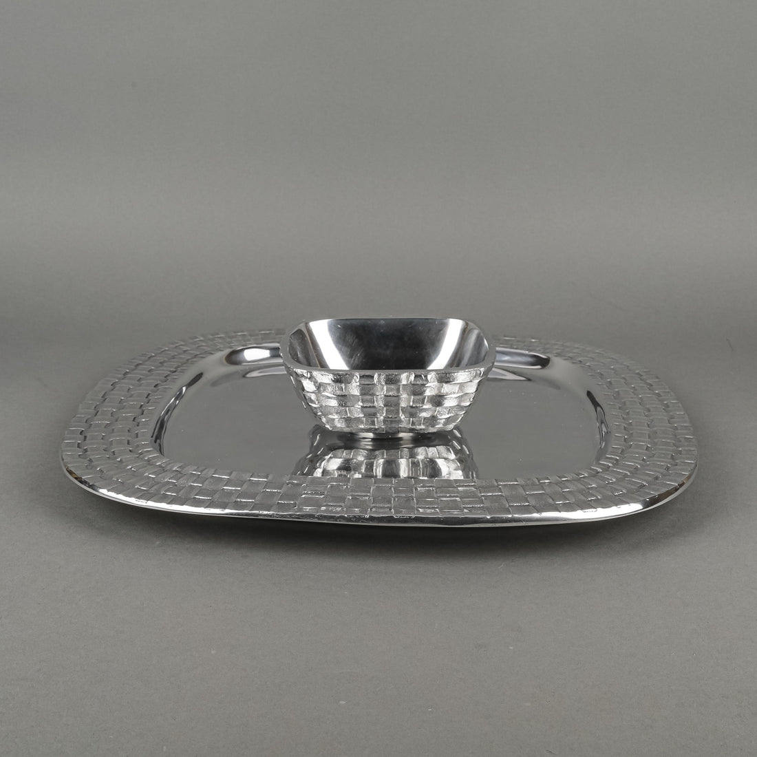 TOWLE Basketweave Polished Aluminum Chip And Dip 2 Pieces