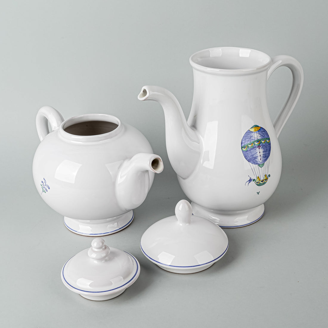 PIERRE DEUX Hot Air Balloon Faience Coffee And Tea Service - 7 Pieces