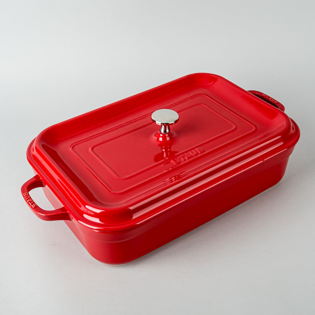 STAUB Stoneware Covered Bake Dish Red