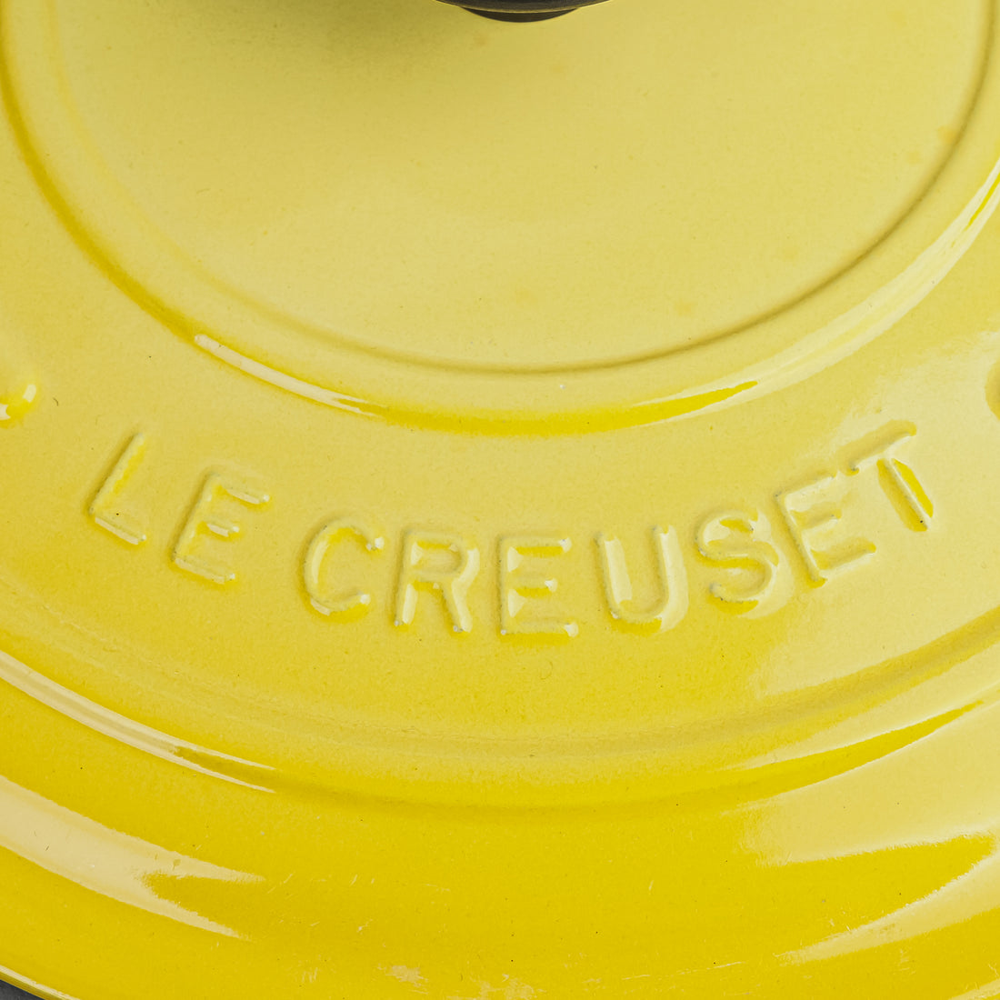 LE CREUSET Enamel Cast Iron Dutch Oven 26cm Camomile
