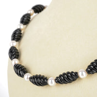 14K Yellow Gold Carved Spiral Onyx Bead Pearl Necklace