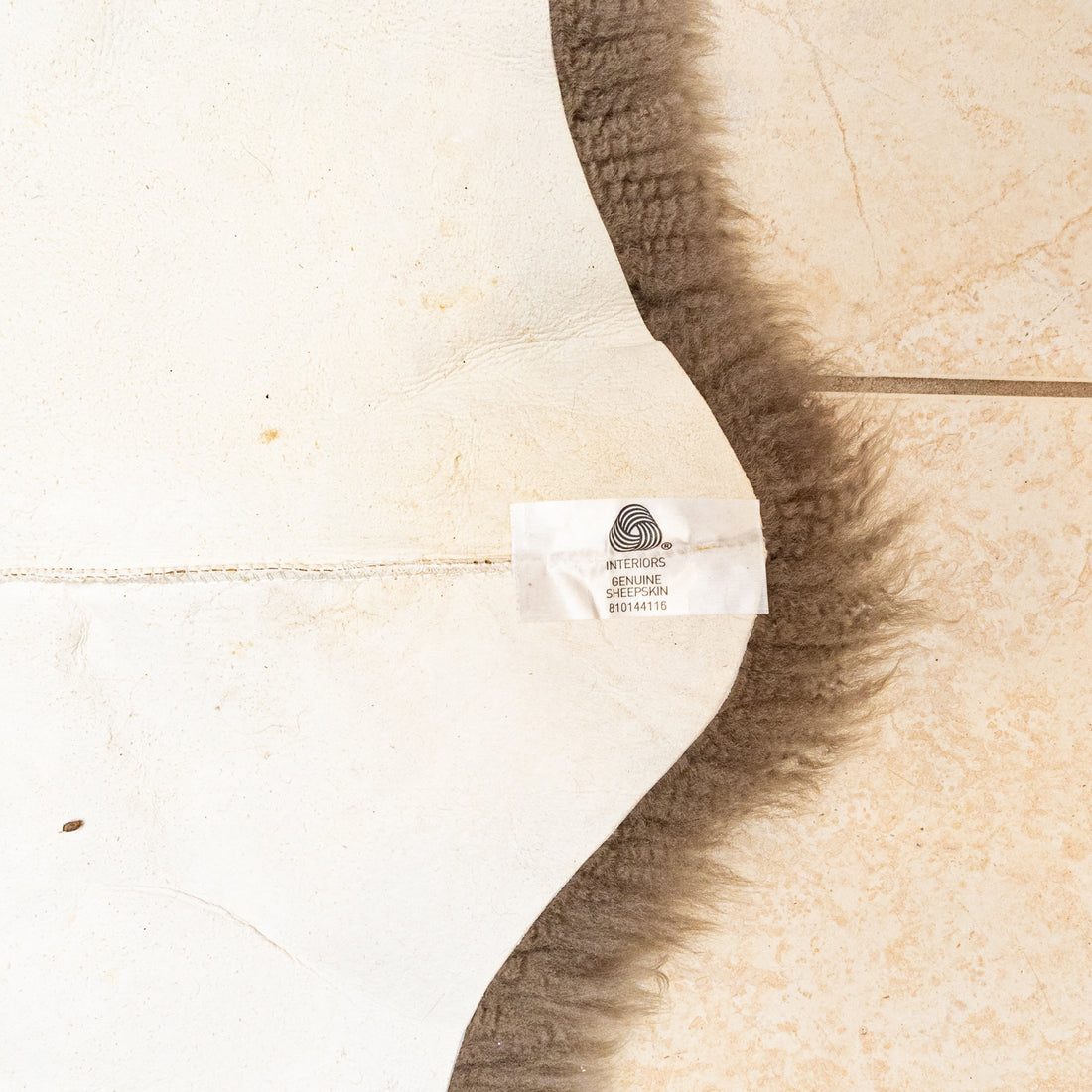 WINDWARD Sheepskin Rug