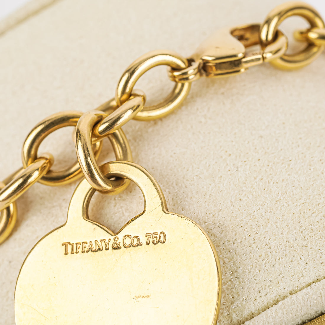 TIFFANY & CO 18K Yellow Gold Heart Tag Bracelet
