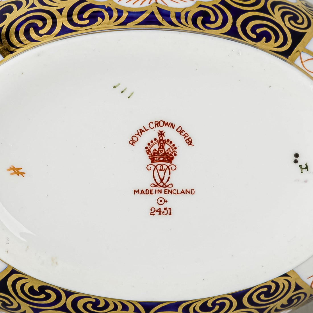 ROYAL CROWN DERBY Traditional Imari 2451 Cream & Covered Sugar Dublin Shape