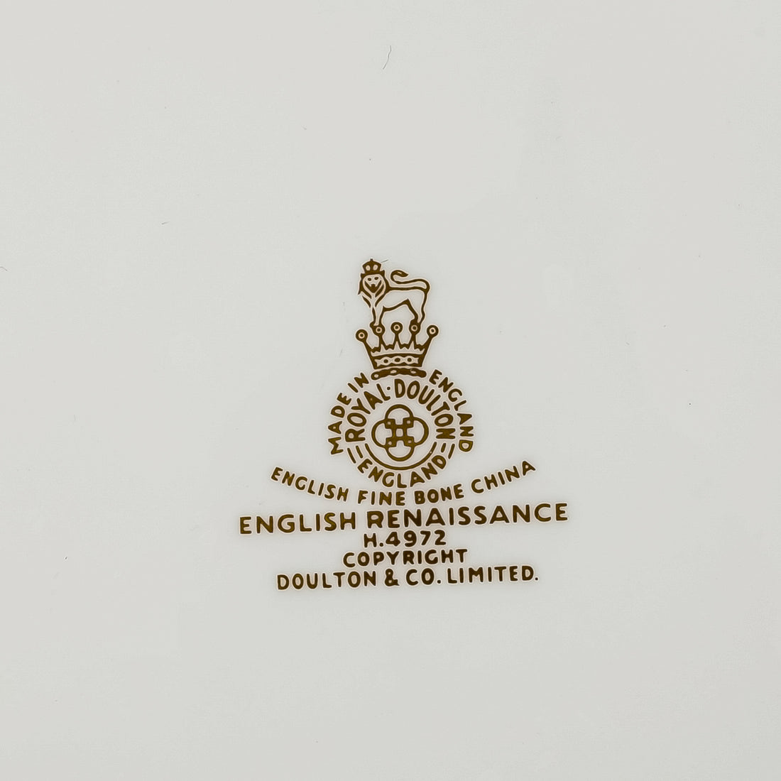 ROYAL DOULTON English Renaissance H4972 9 Place Settings
