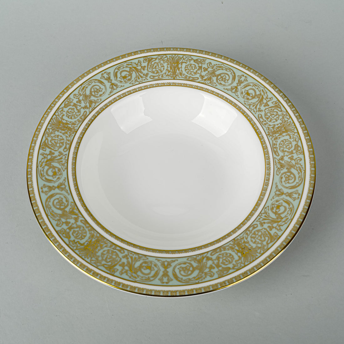 ROYAL DOULTON English Renaissance H4972 Soup Plates Set of 8