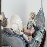 LLADRO Figurine In The Gondola 1350