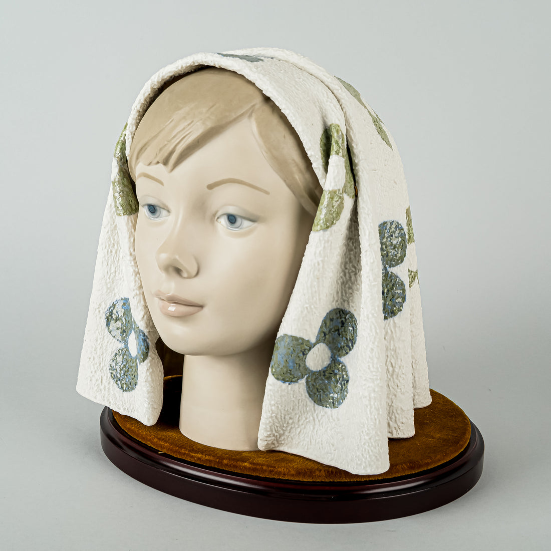 LLADRO Figurine Girls Head 1003