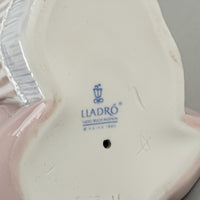 LLADRO Figurine English Lady 5324