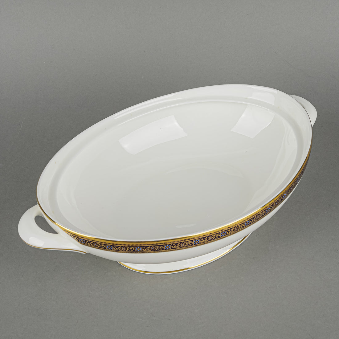 ROYAL DOULTON Harlow H5034 Oval Covered Serving Bowl