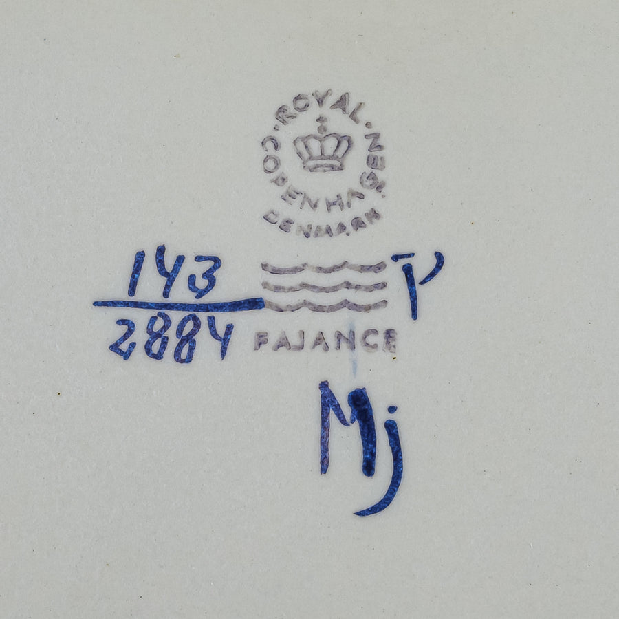 ROYAL COPENHAGEN Marianne Johanson Faience Square Bowl 143/2884