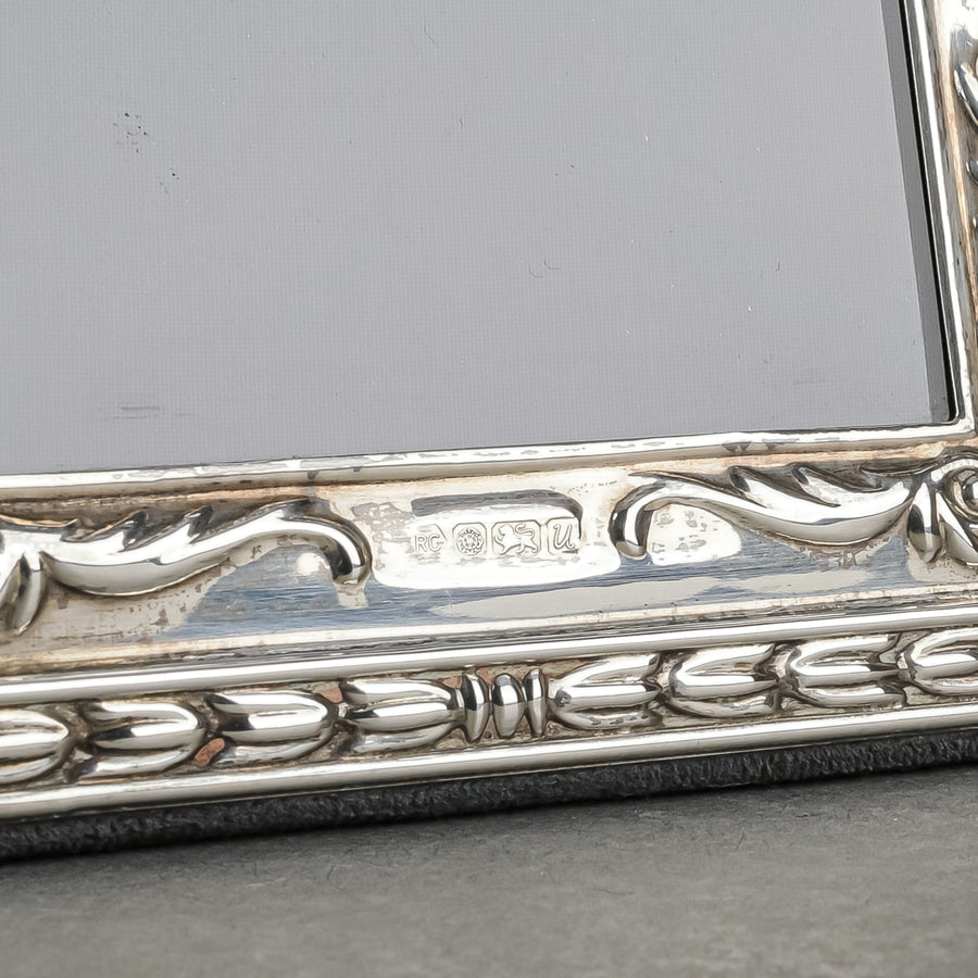 CARR'S OF SHEFFIELD Sterling 3.75x2.75 Picture Frame