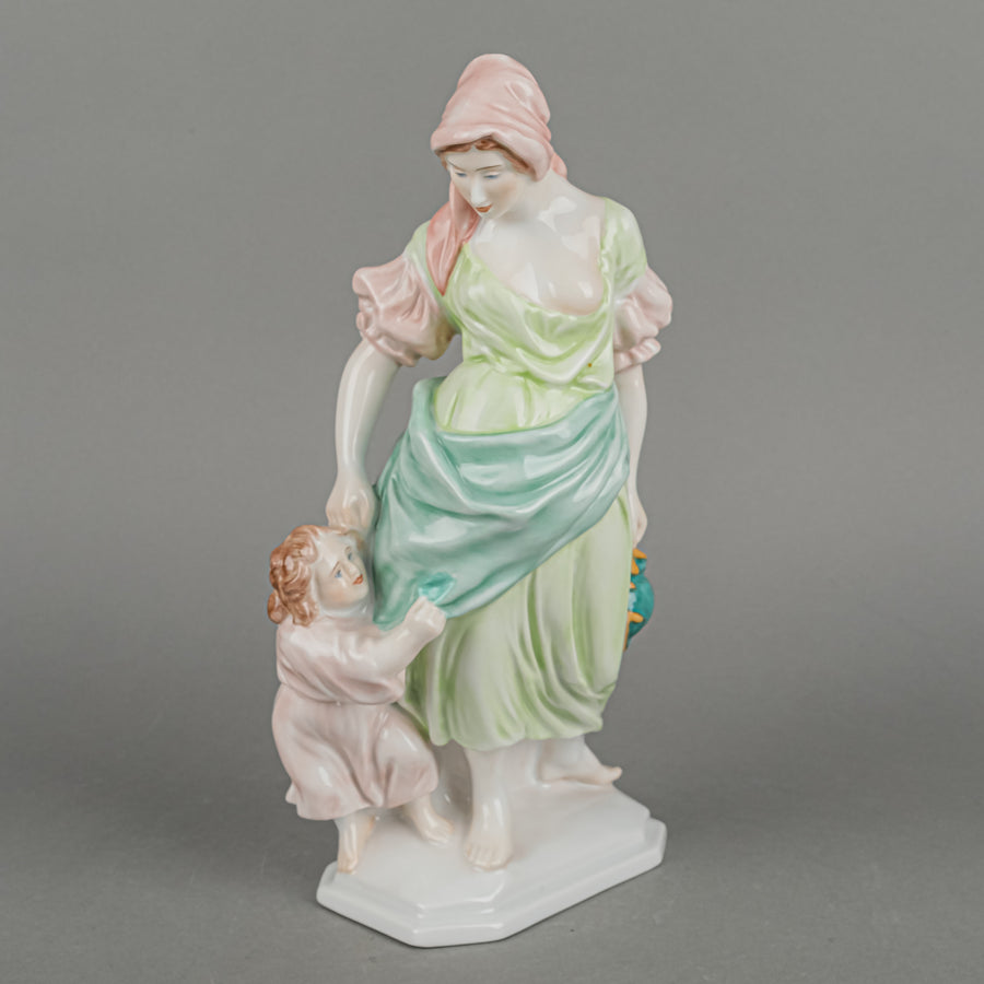 HEREND Figurine Mother & Child 5425