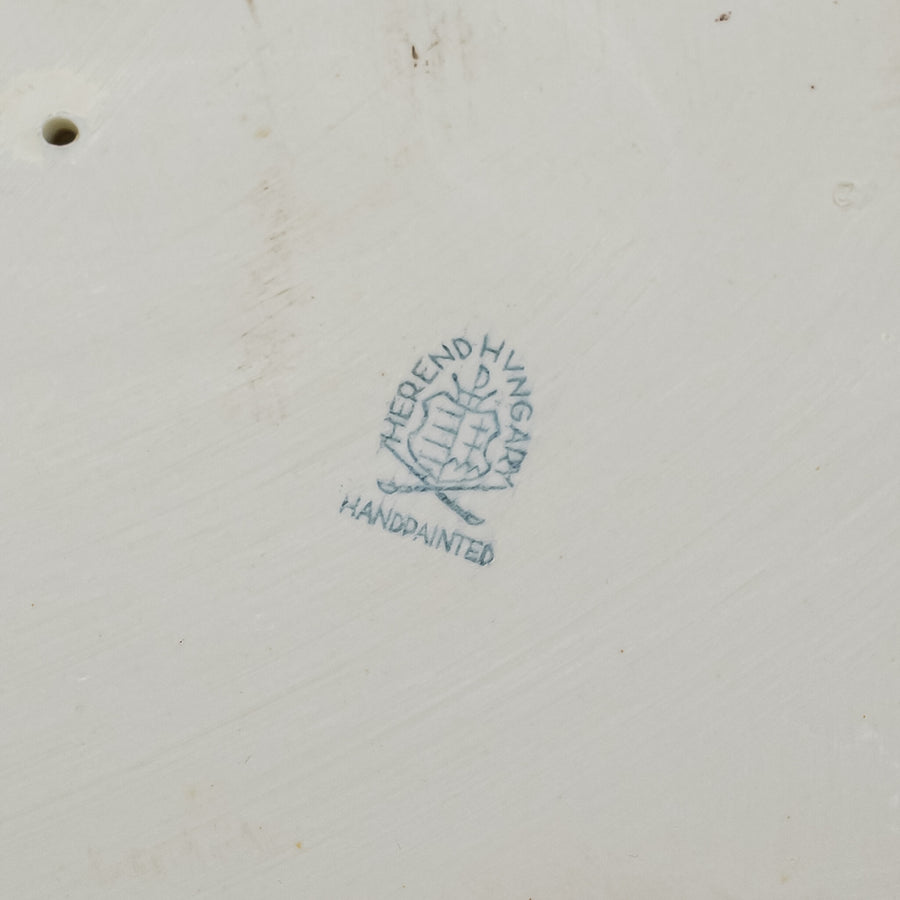 HEREND Figurine Mrs Deryne - Green 5793