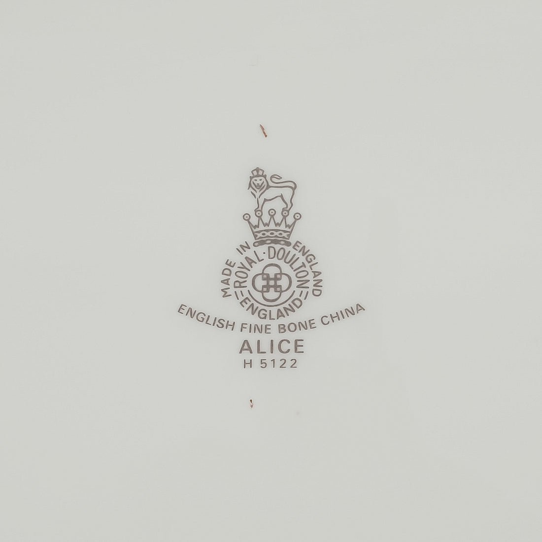 ROYAL DOULTON Alice H5122 Platter