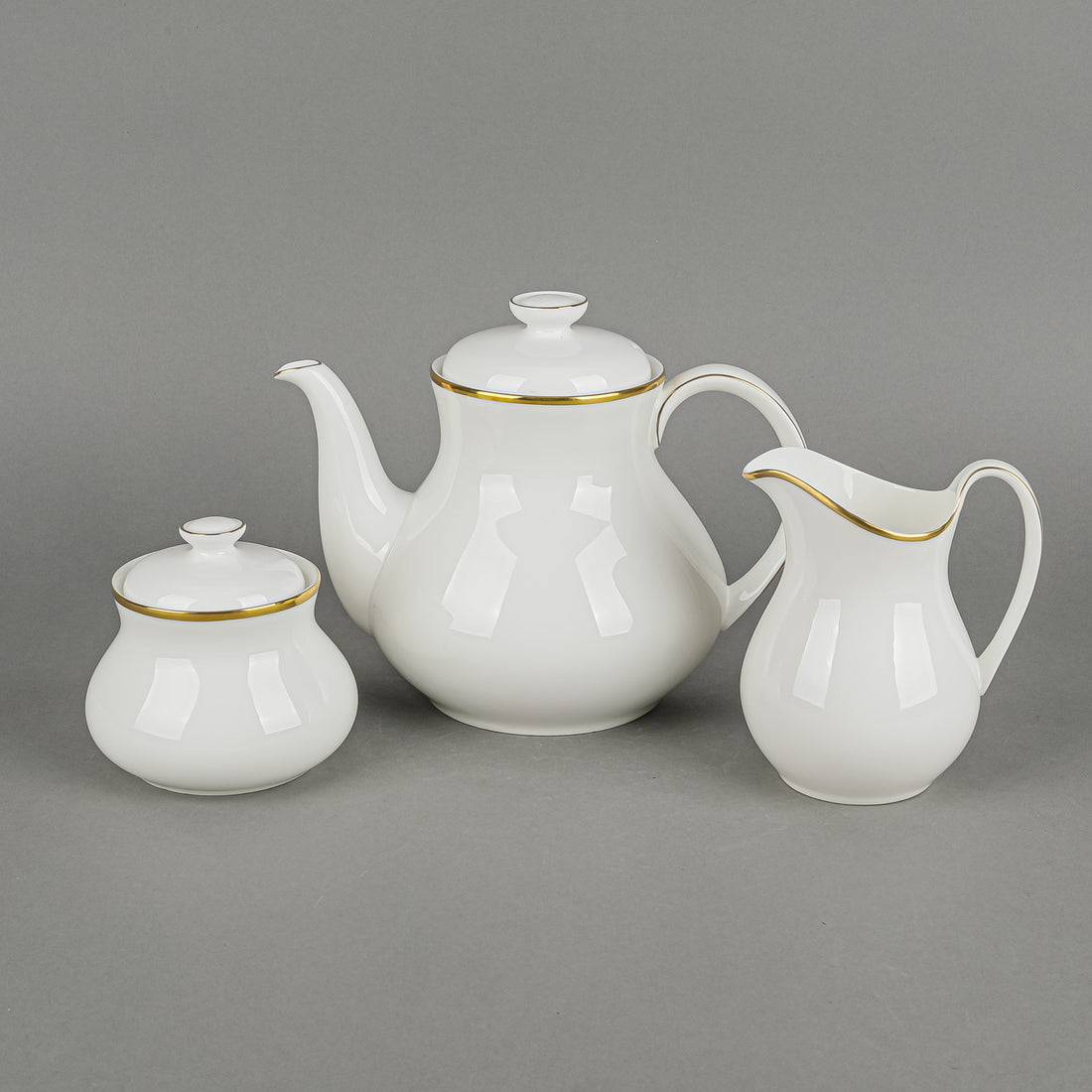 ROYAL DOULTON Alice H5122 Tea Service 5 Pieces