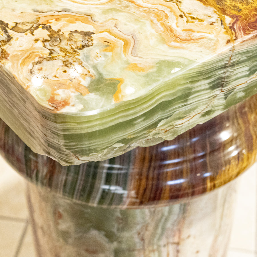 Onyx Pillar