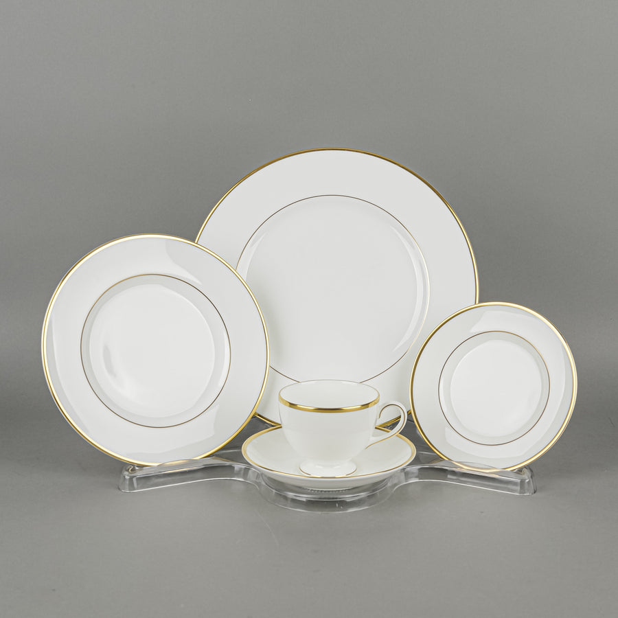 WEDGWOOD California 8 Place Settings Plus Extras