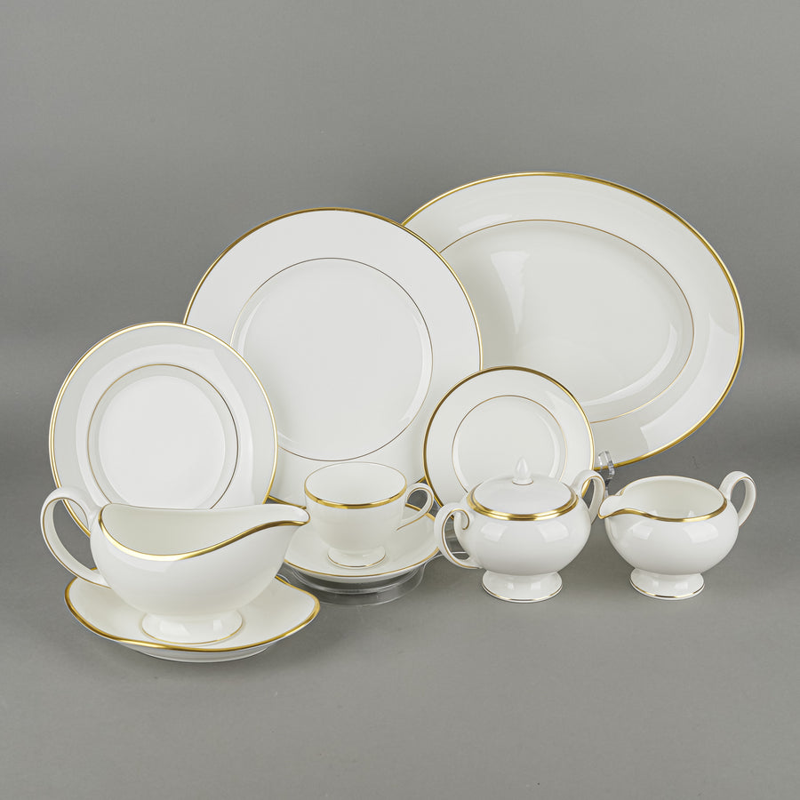WEDGWOOD California 8 Place Settings Plus Extras