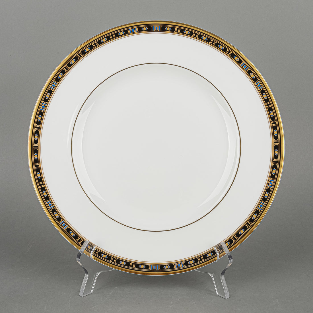 ROYAL DOULTON Monaco H5133 12Place Settings Plus Extra