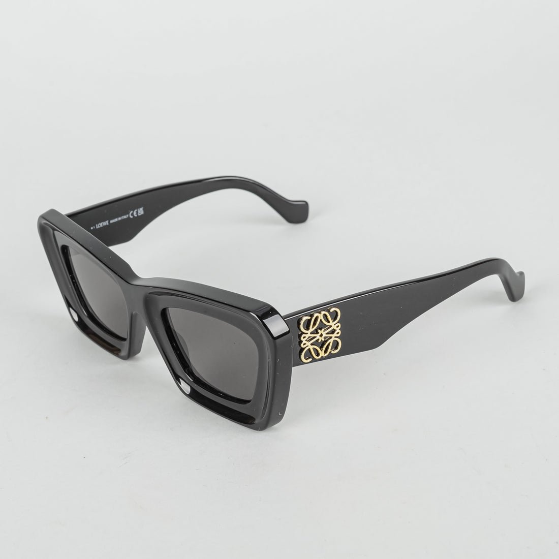 LOEWE "Anagram" Cat Eye Black Sunglasses
