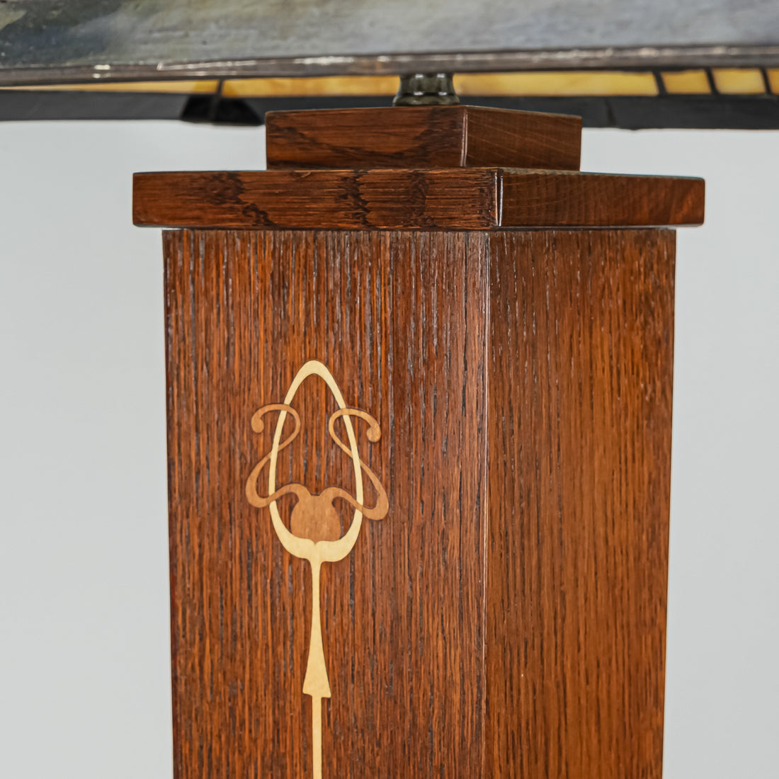 STICKLEY Ellis Oak Table Lamp