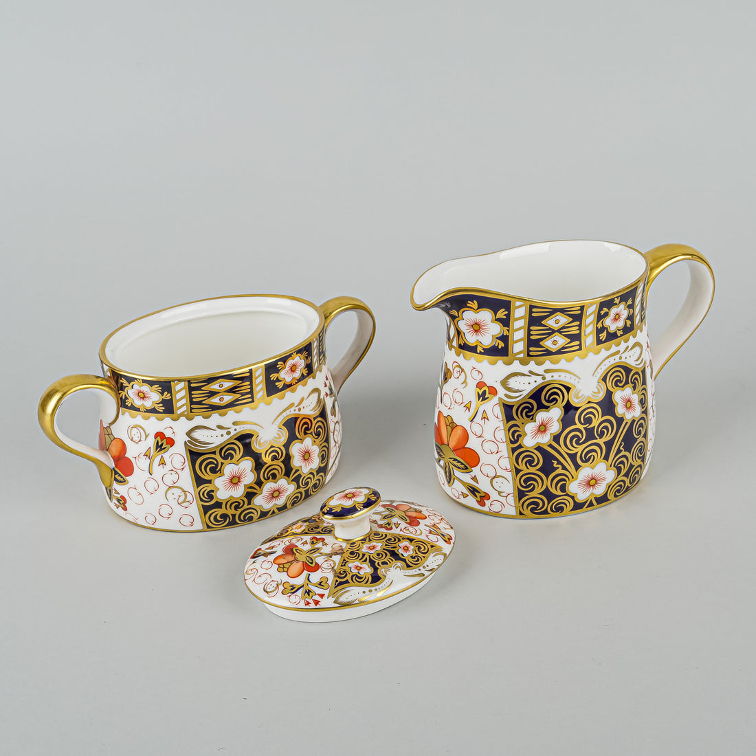 ROYAL CROWN DERBY Traditional Imari 2451 Tea Service 5 Pieces