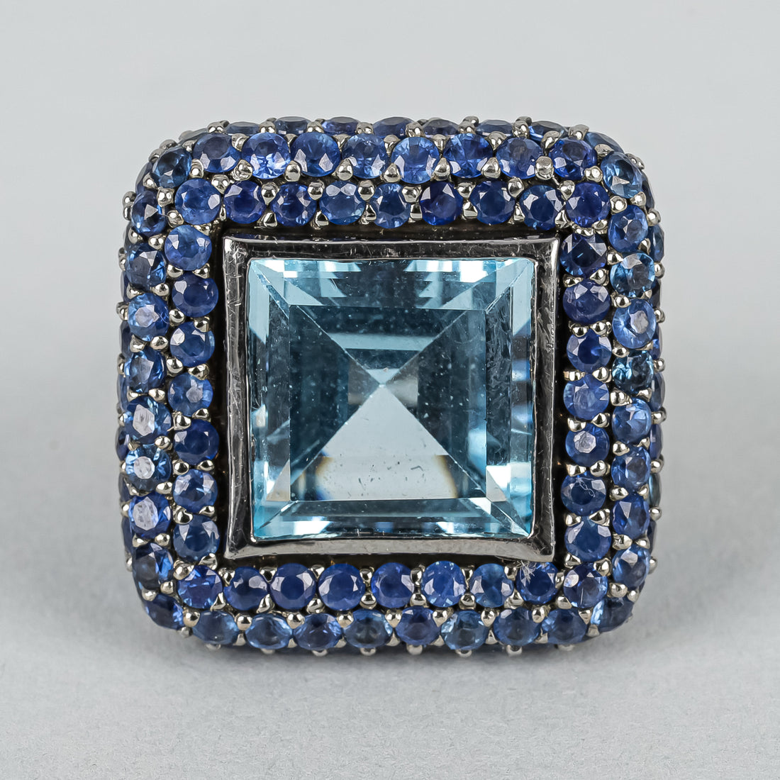 TIPPY.TIPPY Sterling Silver Square Topaz/Sapphire Ring