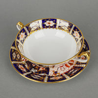 ROYAL CROWN DERBY Traditional Imari 2451 Cream Soup And Saucers Set Of 6