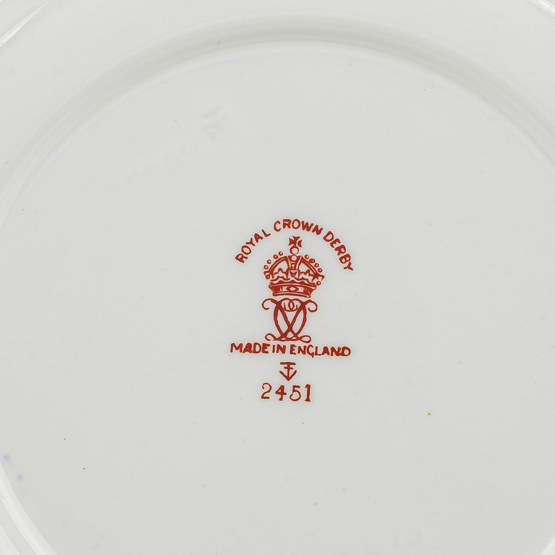 ROYAL CROWN DERBY Traditional Imari 2451 Cream Soup And Saucers Set Of 6