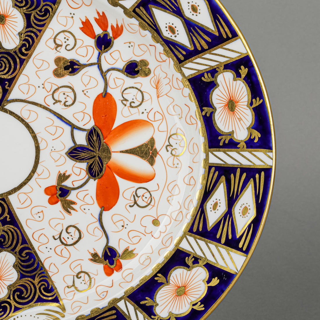 ROYAL CROWN DERBY Traditional Imari 2451 Platter