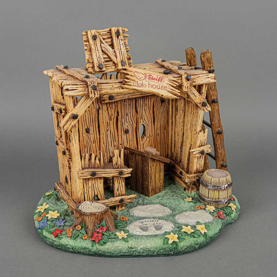STEIFF 2000 Club House