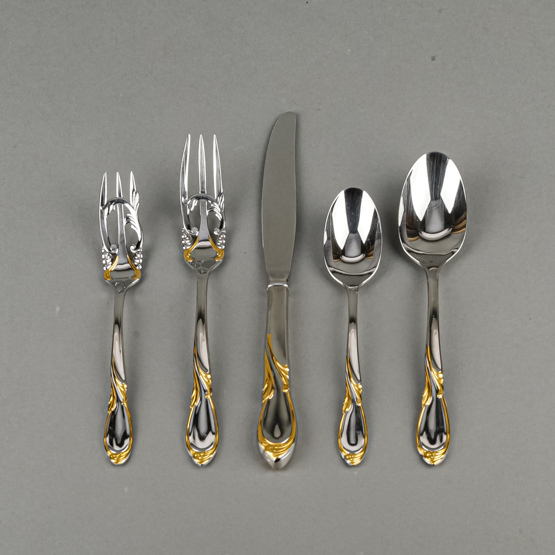 YAMAZAKI Cache Gold Stainless Steel Flatware 4 Place Settings with Extras