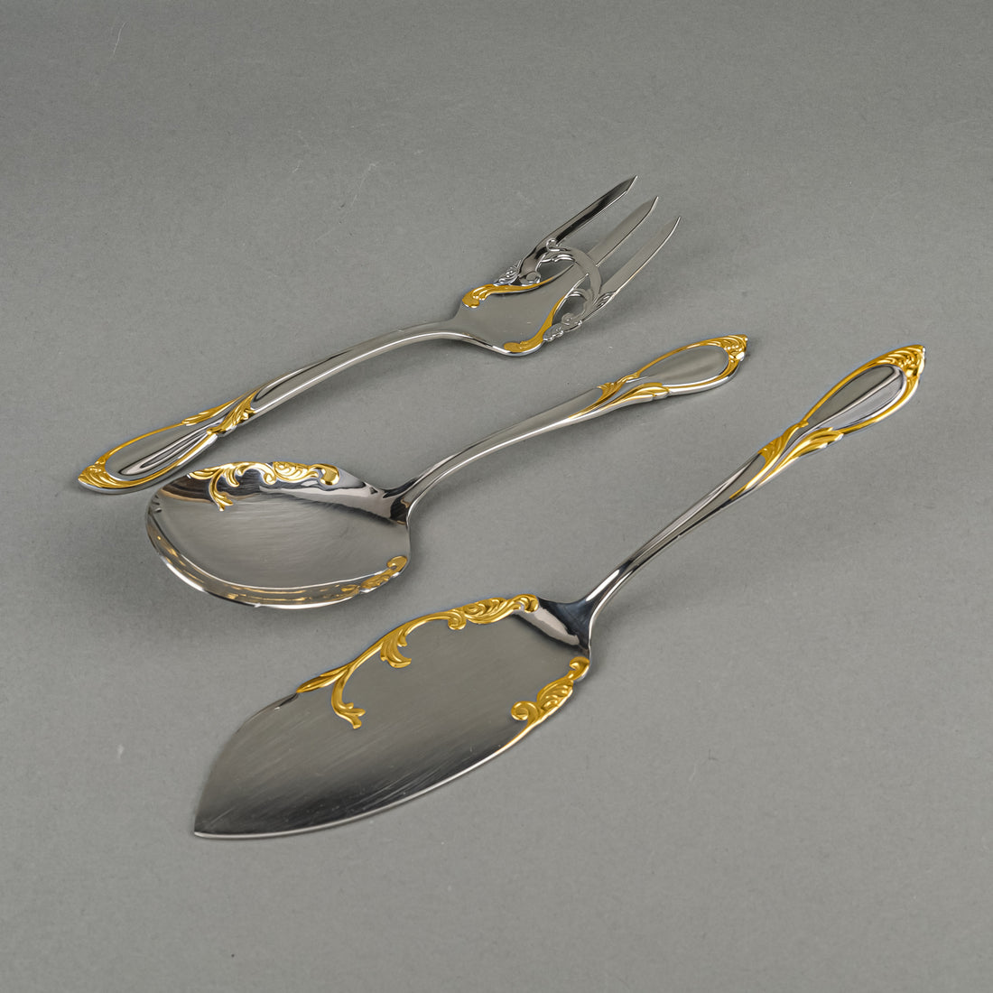 YAMAZAKI Cache Gold Stainless Steel Flatware 4 Place Settings with Extras