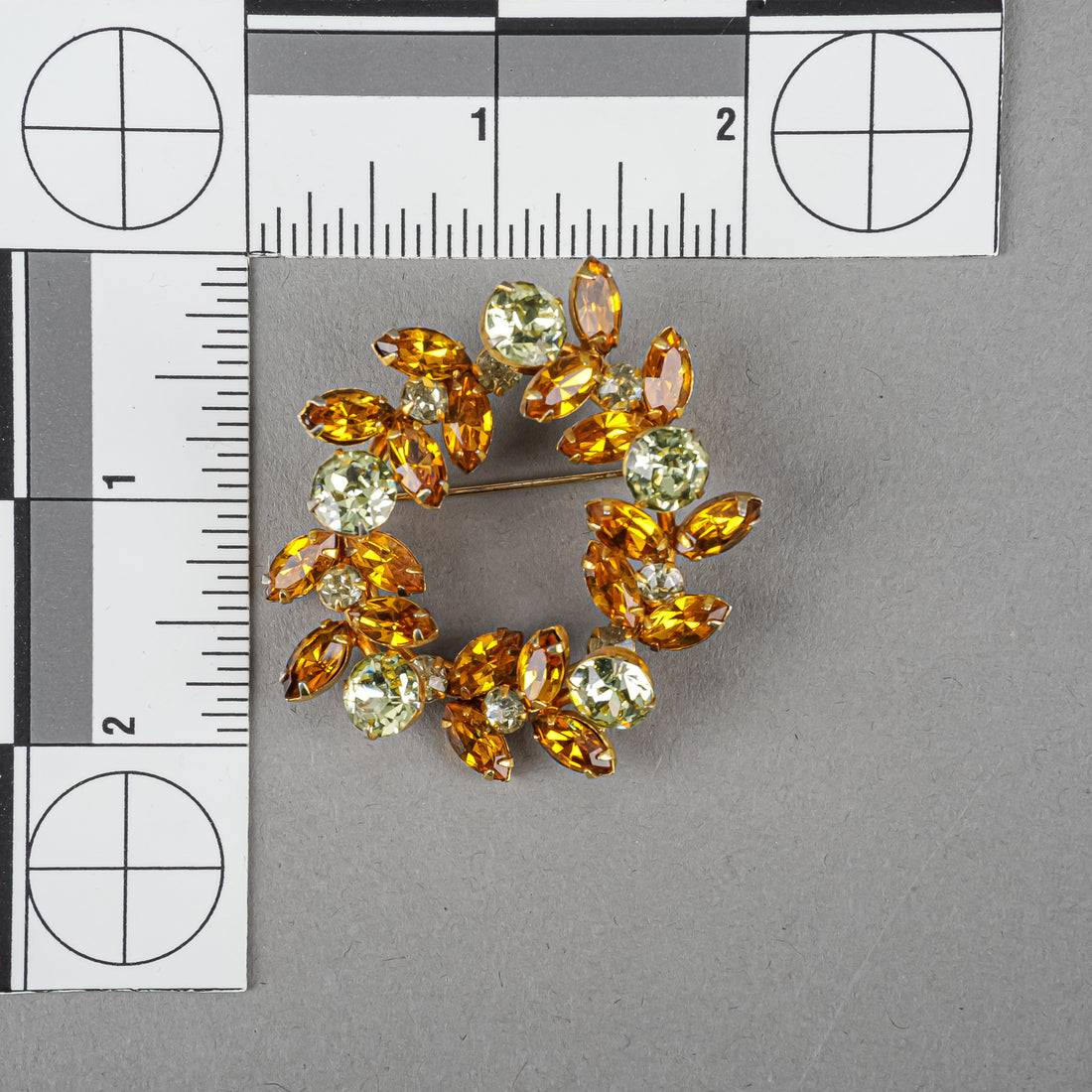 SHERMAN Brooch And Screwbacks Set - Orange And Yellow